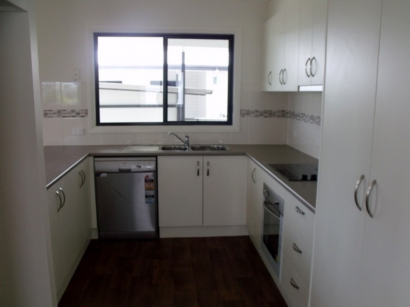 1/26 Robusta Drive, Roma QLD 4455