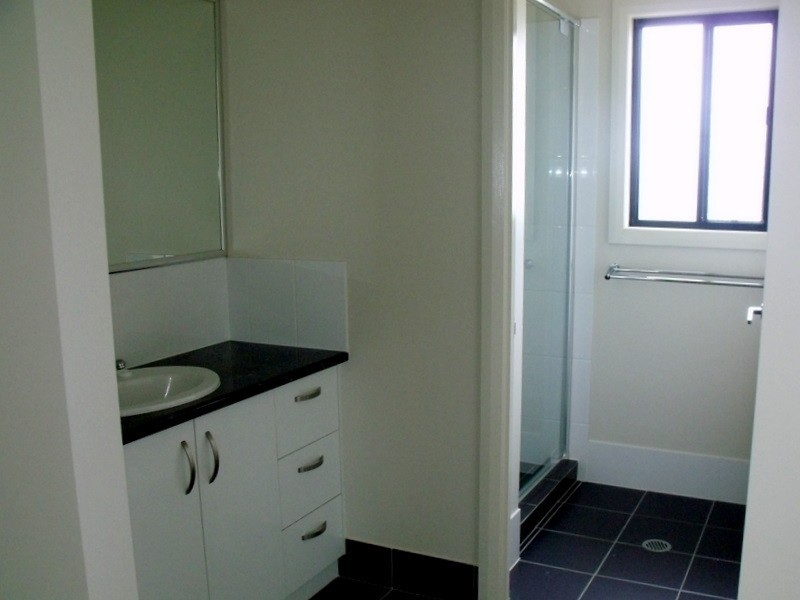 1/26 Robusta Drive, Roma QLD 4455