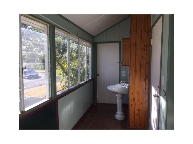 158 McDowall Street, Roma QLD 4455