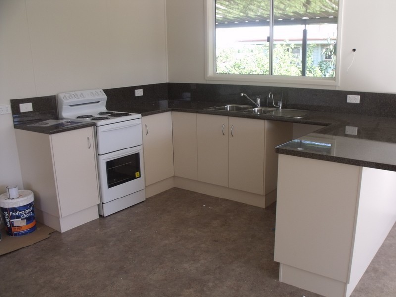 12 Luff Street, Roma QLD 4455