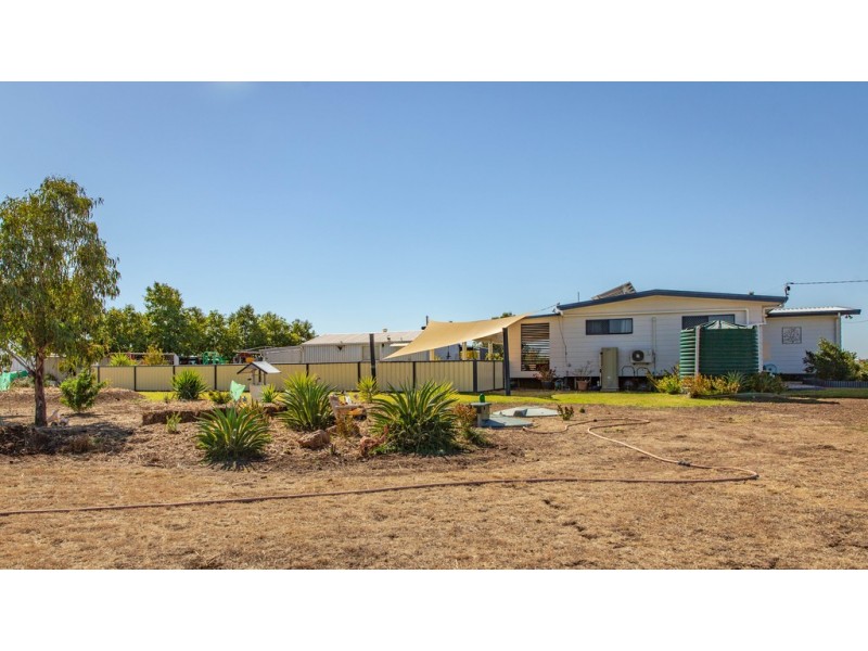 144 BOURNE DRIVE, Roma QLD 4455