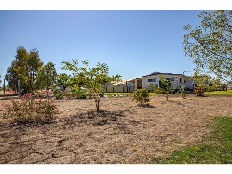 144 BOURNE DRIVE, Roma QLD 4455