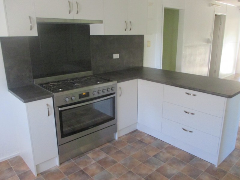 74 RAGLAN STREET, Roma QLD 4455