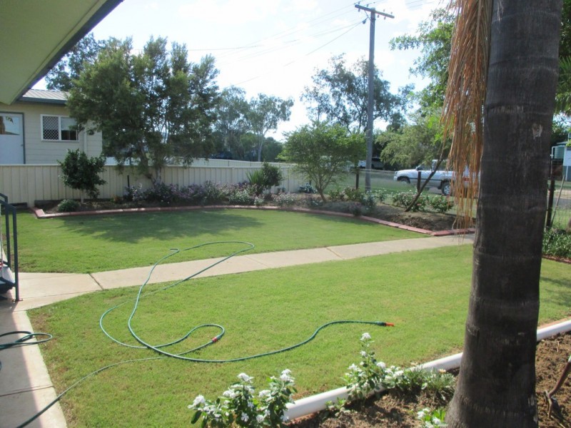 74 RAGLAN STREET, Roma QLD 4455