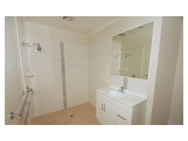 UNIT 2   21 HOSPITAL ROAD, Nambour QLD 4560