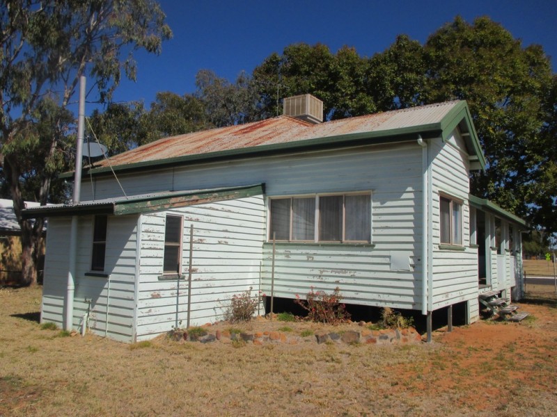 52 OXFORD STREET, Mitchell QLD 4465