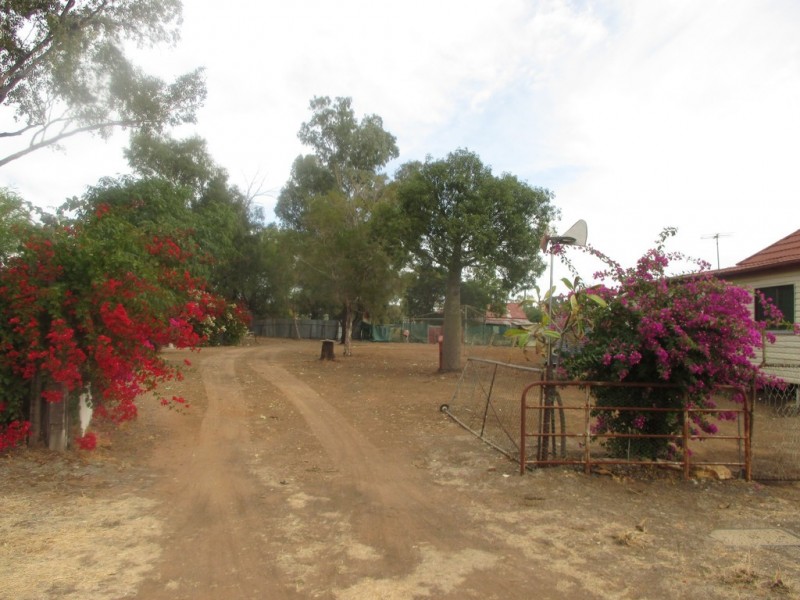 41-43 TIFFIN STREET, Roma QLD 4455