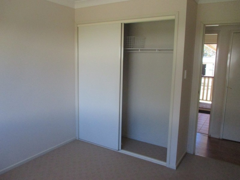 3 BOND STREET, Roma QLD 4455