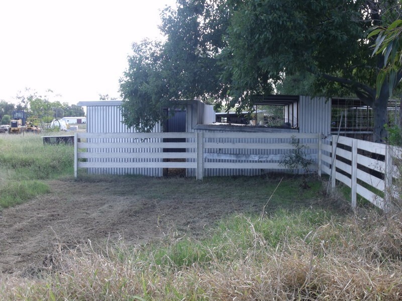 33-37 Edwardes Street, Roma QLD 4455