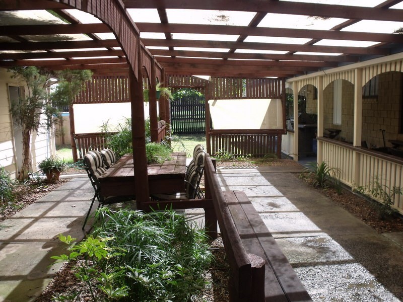 33-37 Edwardes Street, Roma QLD 4455