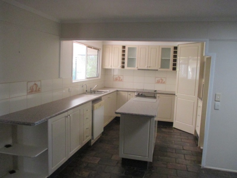 115 MISCAMBLE STREET, Roma QLD 4455