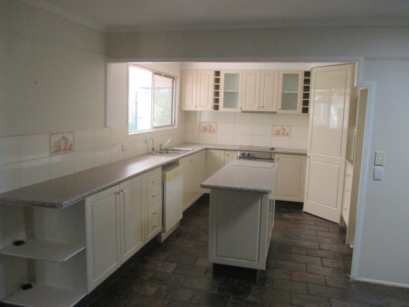 115 MISCAMBLE STREET, Roma QLD 4455