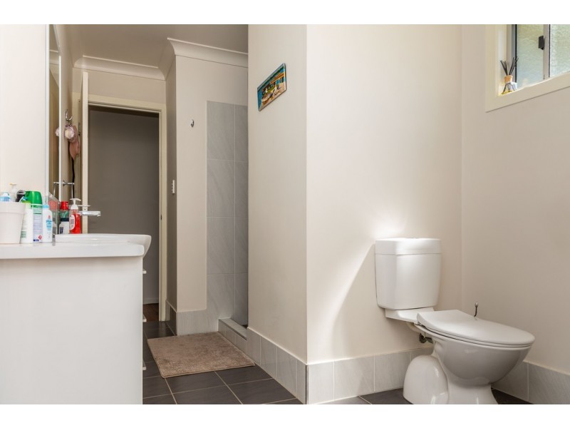 98 MISCAMBLE STREET, Roma QLD 4455