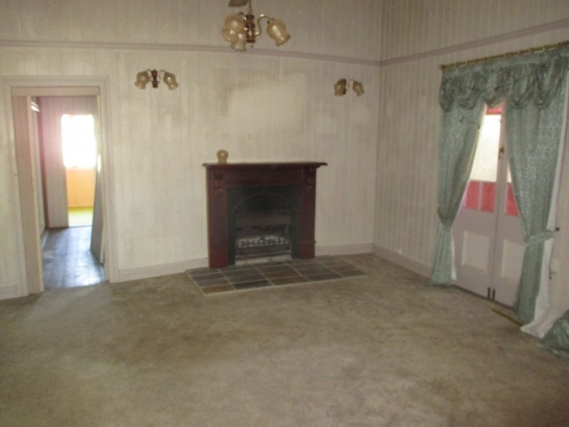 15 ALBERT STREET, Roma QLD 4455