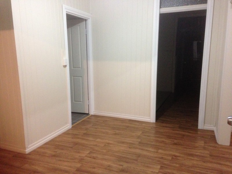 60 FEATHER STREET, Roma QLD 4455