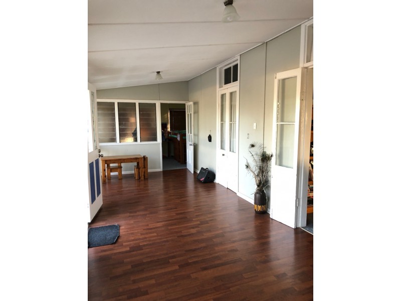 17 MAY STREET, Roma QLD 4455