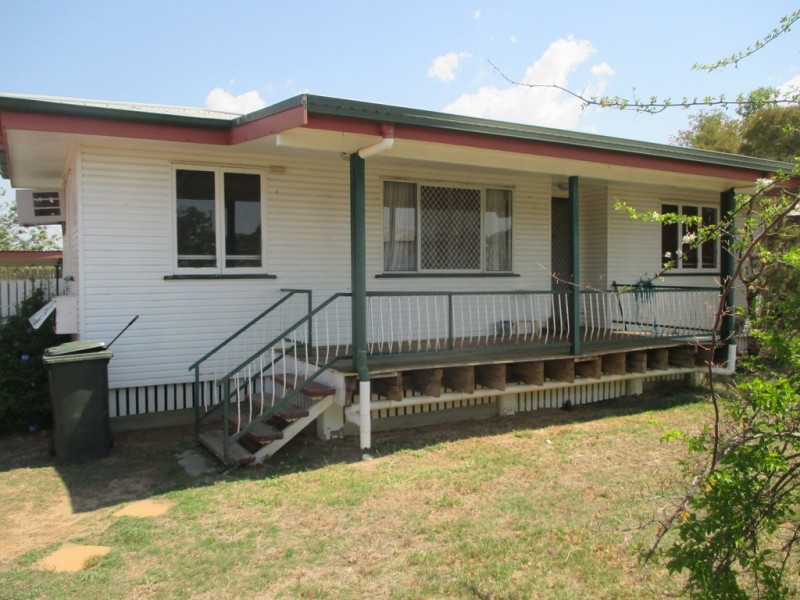 36 FOOTT STREET, Roma QLD 4455