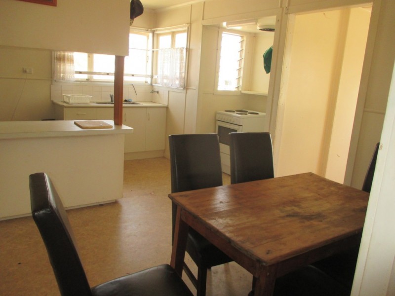 36 FOOTT STREET, Roma QLD 4455