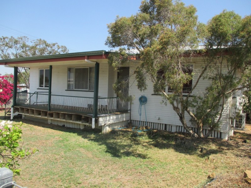 36 FOOTT STREET, Roma QLD 4455