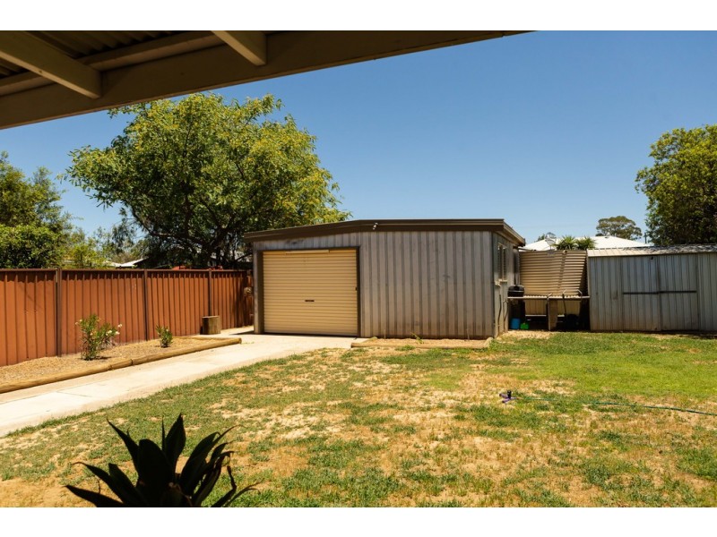 9 CRAWFORD STREET, Roma QLD 4455