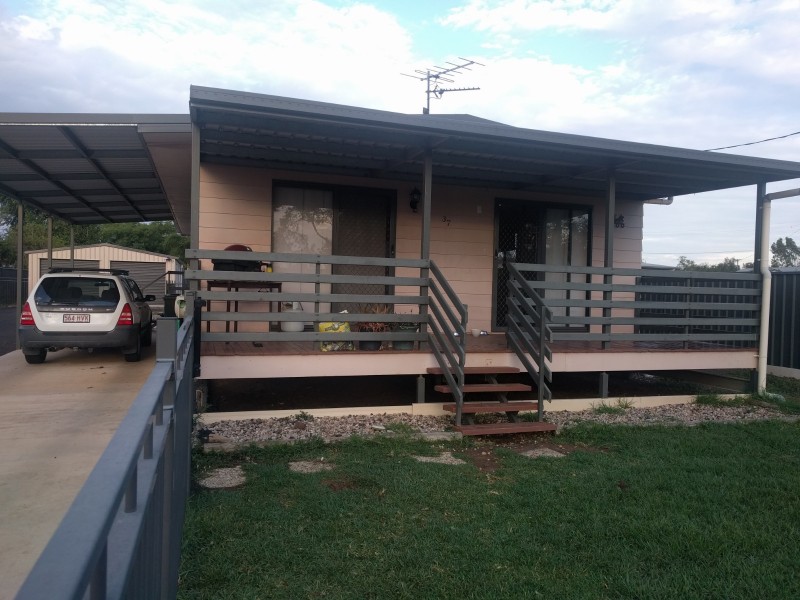 37 Jackson Street, Roma QLD 4455