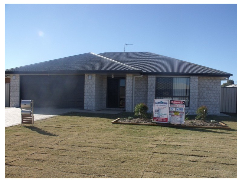 33  Howard Street, Roma QLD 4455