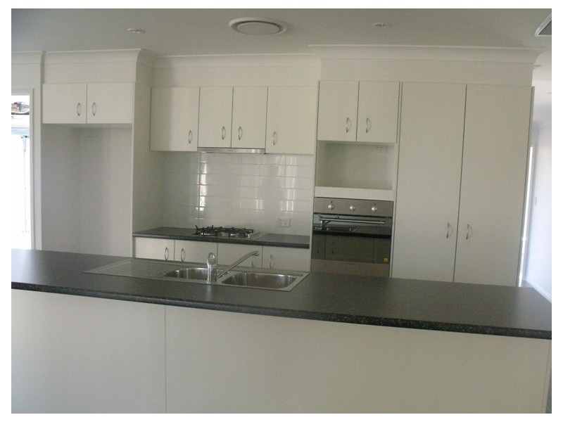 19  Everingham Ave, Roma QLD 4455