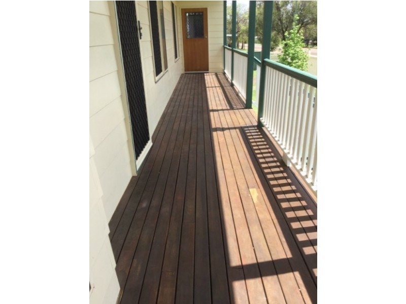 94-96 Robert Street, Surat QLD 4417