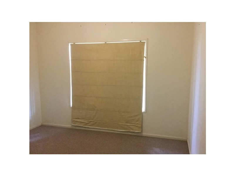 94-96 Robert Street, Surat QLD 4417