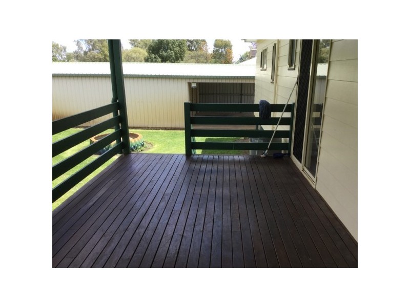 94-96 Robert Street, Surat QLD 4417