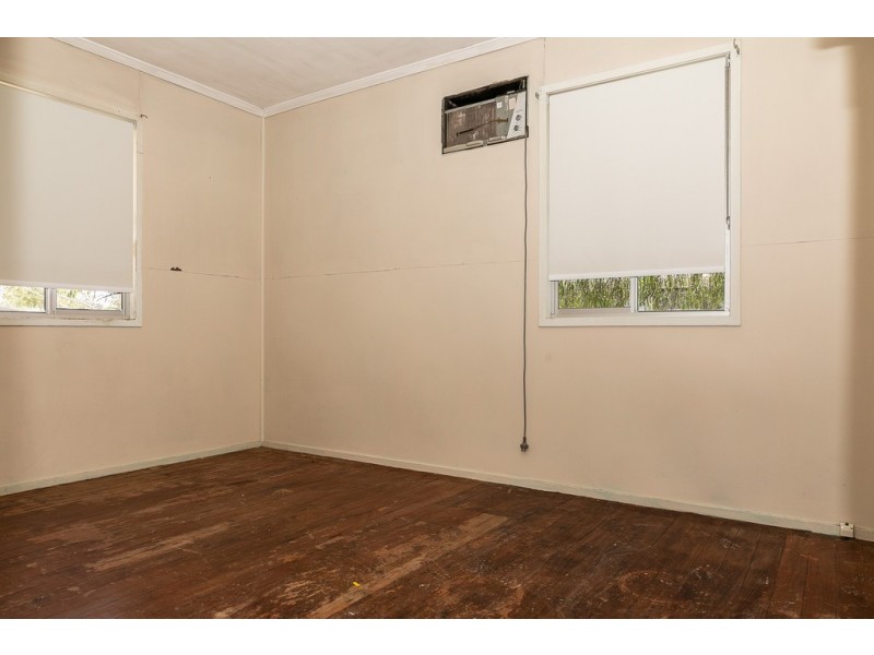 15 SOUTH STREET, Roma QLD 4455