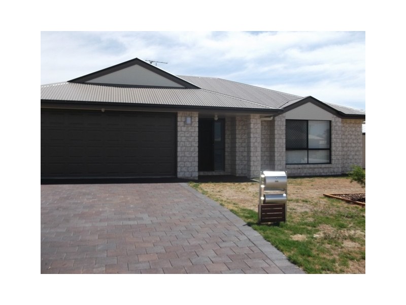 21 Everingham Avenue, Roma QLD 4455