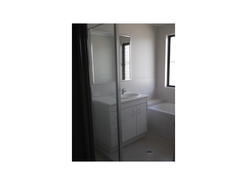 21 Everingham Avenue, Roma QLD 4455