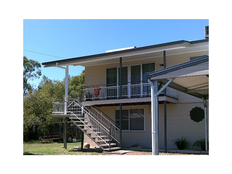 12 Taylor Street, Roma QLD 4455