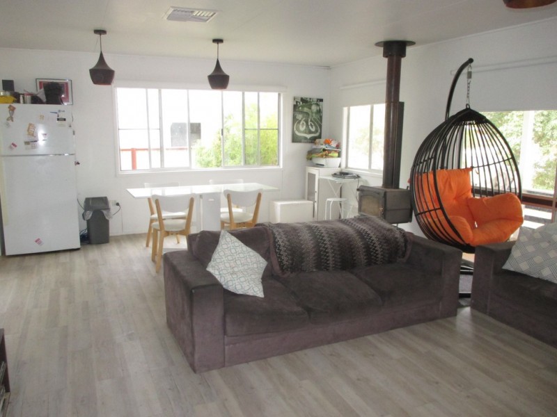 9 LEWIS STREET, Roma QLD 4455