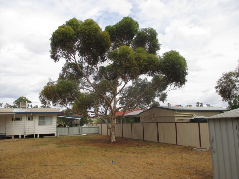 9 LEWIS STREET, Roma QLD 4455