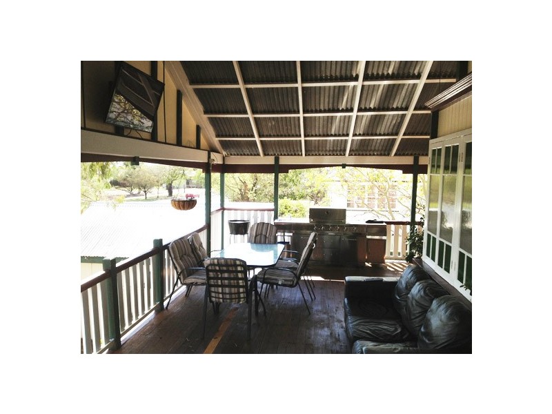 158 McDowall Street, Roma QLD 4455