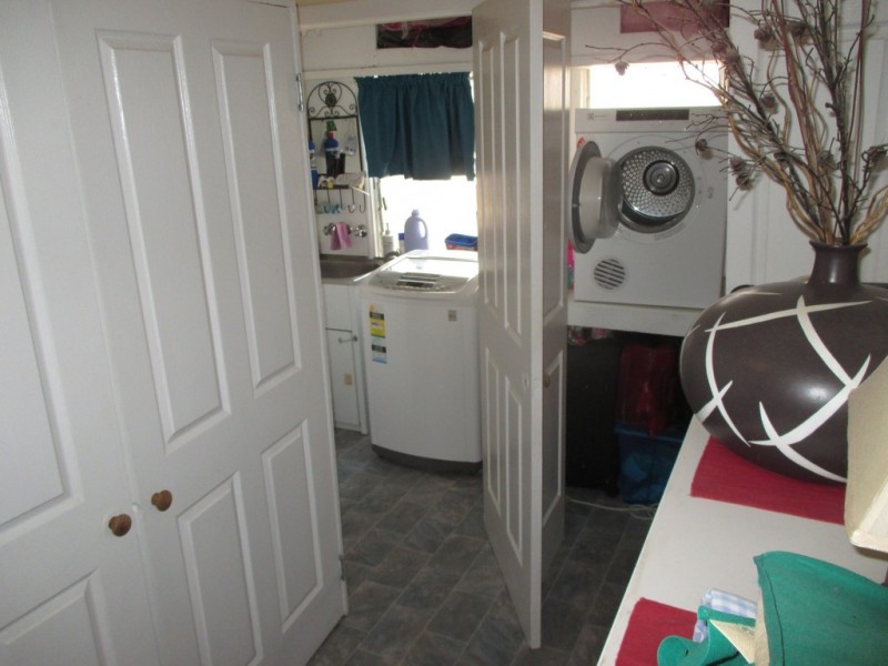 6 QUEEN STREET, Roma QLD 4455