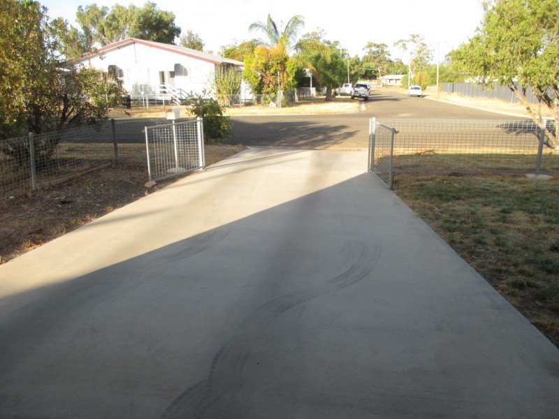 7 EVA STREET, Roma QLD 4455