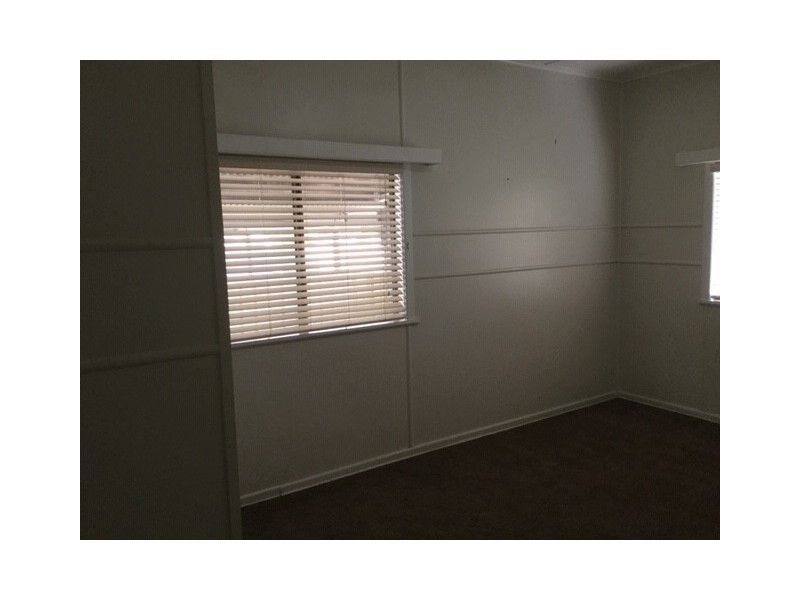 69-71 Chrystal Street, Roma QLD 4455