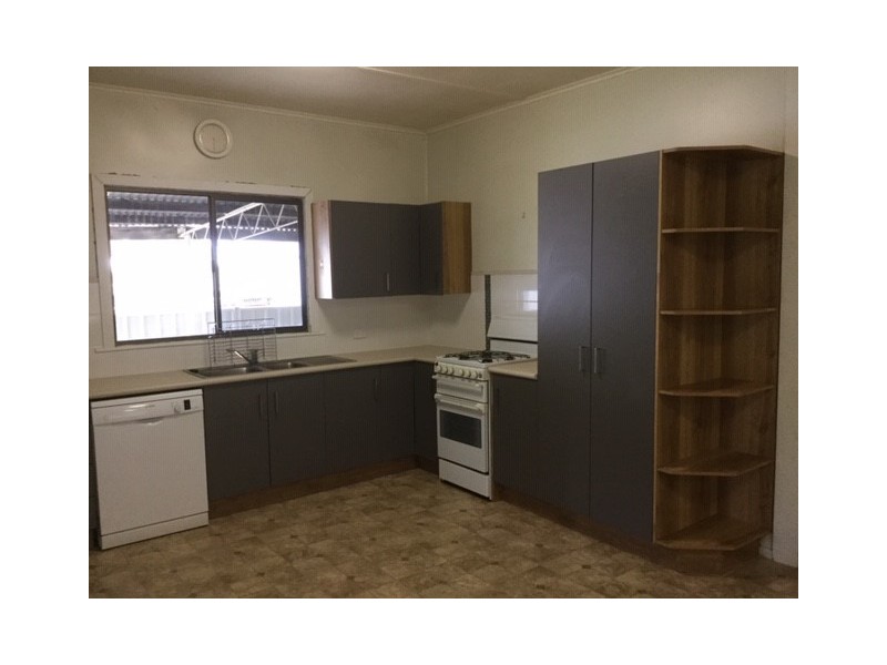69-71 Chrystal Street, Roma QLD 4455