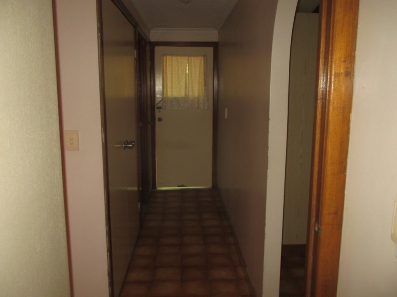 15 ROBERTSON STREET, Roma QLD 4455