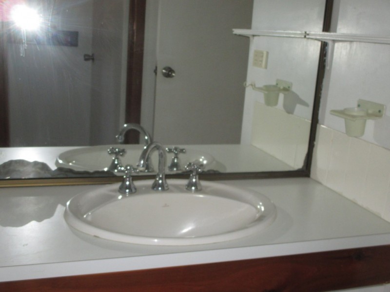 15 ROBERTSON STREET, Roma QLD 4455