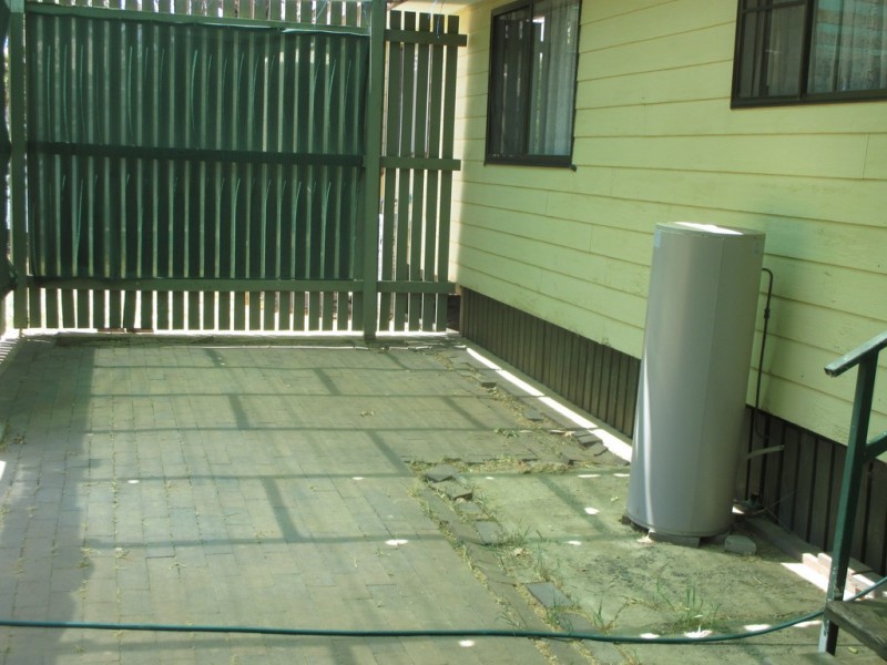 15 ROBERTSON STREET, Roma QLD 4455