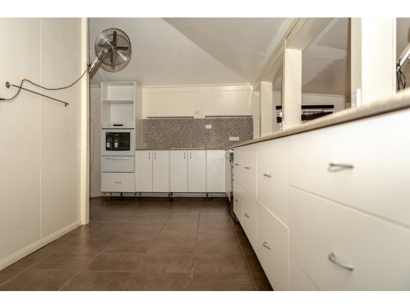 6 GREGORY STREET, Roma QLD 4455