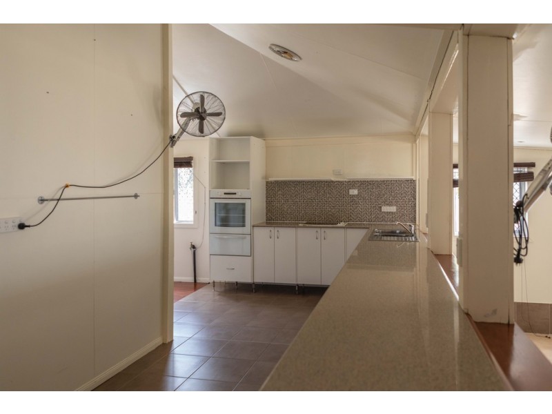 6 GREGORY STREET, Roma QLD 4455