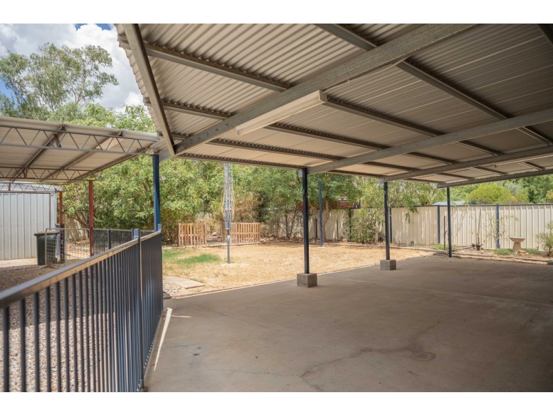 6 GREGORY STREET, Roma QLD 4455