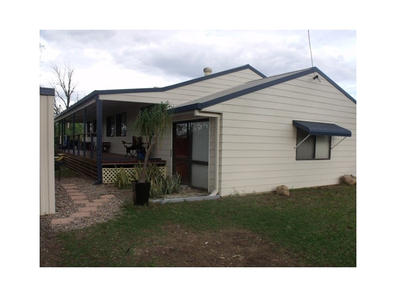 30 SPENCER STREET, Roma QLD 4455