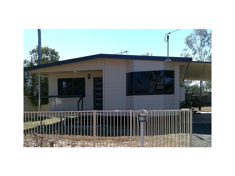 11 Robertson Street, Roma QLD 4455