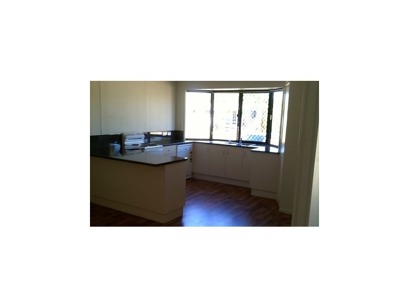 11 Robertson Street, Roma QLD 4455
